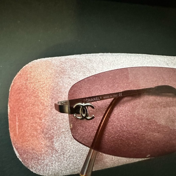 Vintage brown Chanel sunglasses main image 6